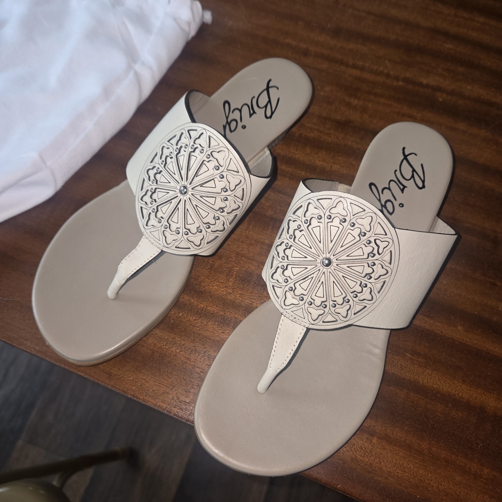 Brighton Cream Sandals with Elegant Medallion